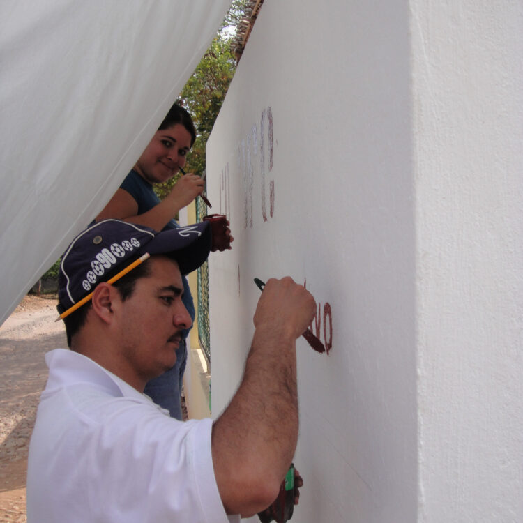 Fotografías de Marina Morris de las Aulas Tecnológicas en comunidades rurales.